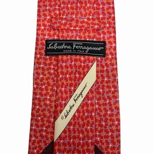 Salvatore Ferragamo Mens Tie Geometric Polka Dot Red/Pink Silk 3.75" (W) 58" (L)